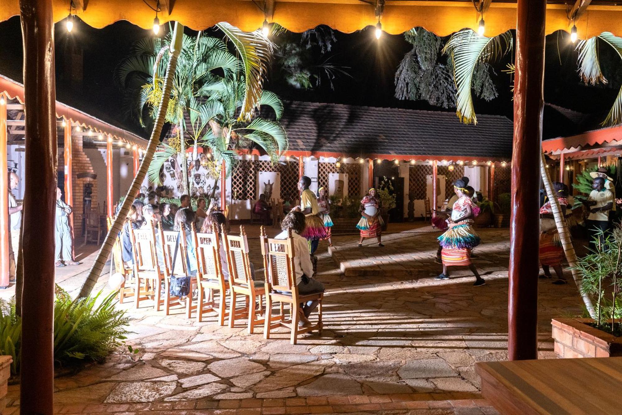 Masindi Hotel Exterior photo