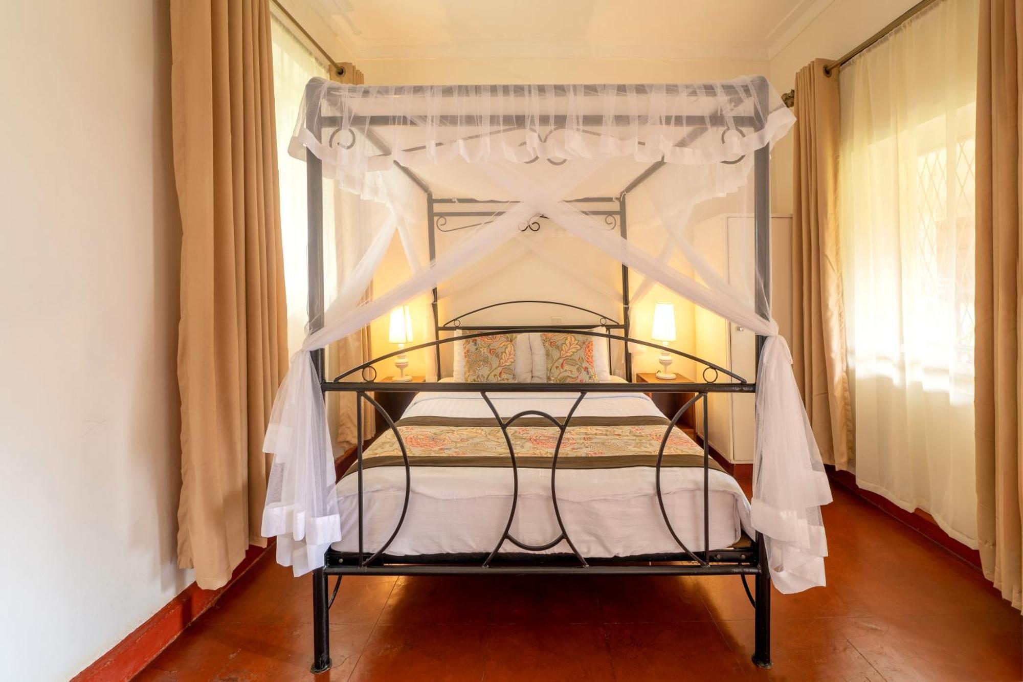 Masindi Hotel Exterior photo