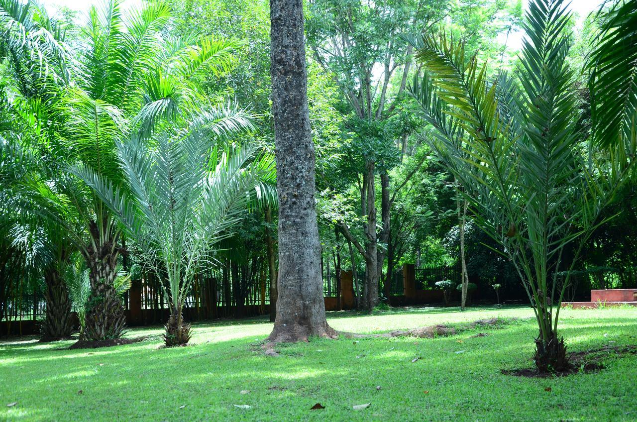 Masindi Hotel Exterior photo